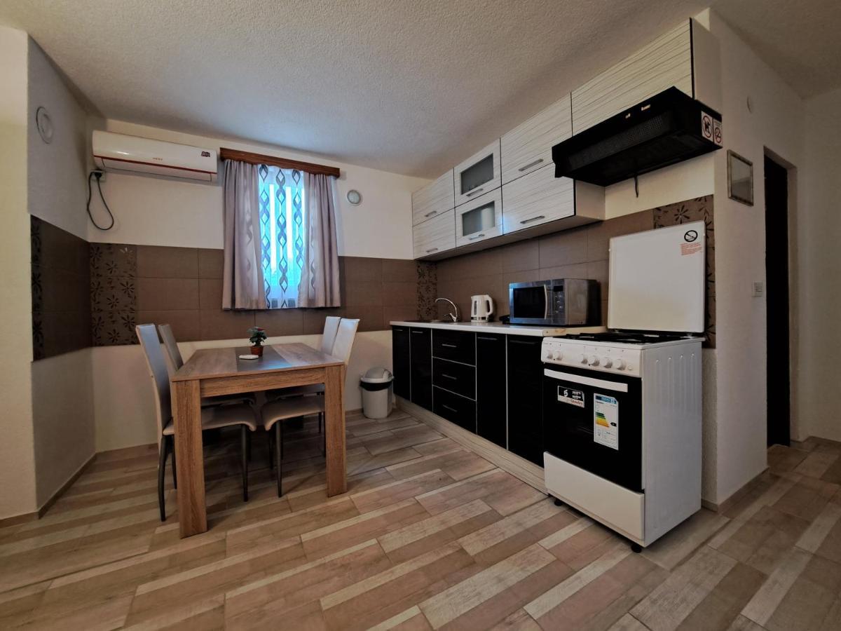 Apartman Morana 슬루니 외부 사진